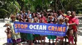 Coastal-communities-of-PNG-standing-up-against-experimental-seabed-mining-Photo-Courtesy-of-PANG.jpg